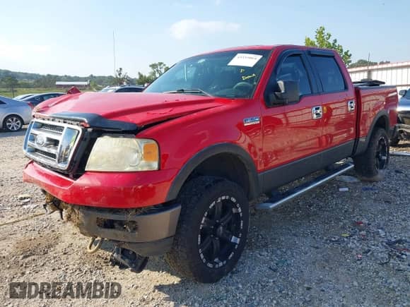 2005 Ford F-150 XLT z VIN 1FTPW14585KE11991, wystawiony jako IAAI lot #43335064 z przebiegiem 155 685 mil mil oraz . Historia ofert i sprzedaży dostępna na DreamBid. Obrazek 18.