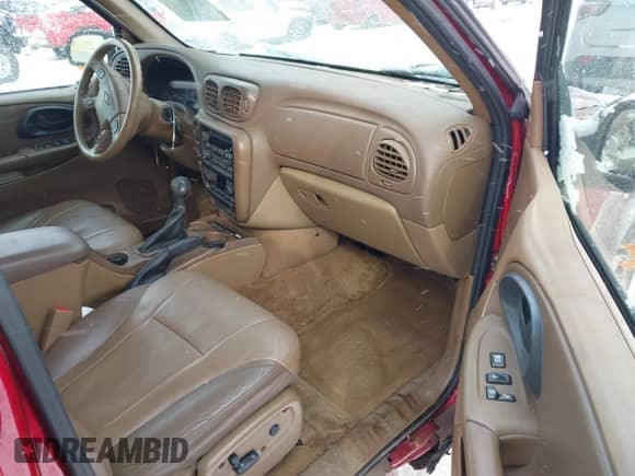 2002 Chevrolet TrailBlazer LS with VIN 1GNDT13S722412684, listed as a IAAI auction lot 41621413 with 162,244 mi miles and . Bid and sale history available at DreamBid. Image 5.