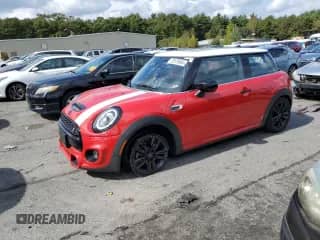 2021 MINI Hardtop Cooper S with VIN WMWXR5C09M2N83544, listed as a Copart auction lot 72579694 with 21,498 mi miles and Salvage title. Bid and sale history available at DreamBid. Image 1.