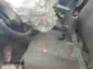 2004 Toyota Camry LE z VIN 4T1BF32K44U062244, wystawiony jako Copart lot #80319335 z przebiegiem Nie podano mil oraz Nie do naprawy • Non repairable. Historia ofert i sprzedaży dostępna na DreamBid. Obrazek 7.