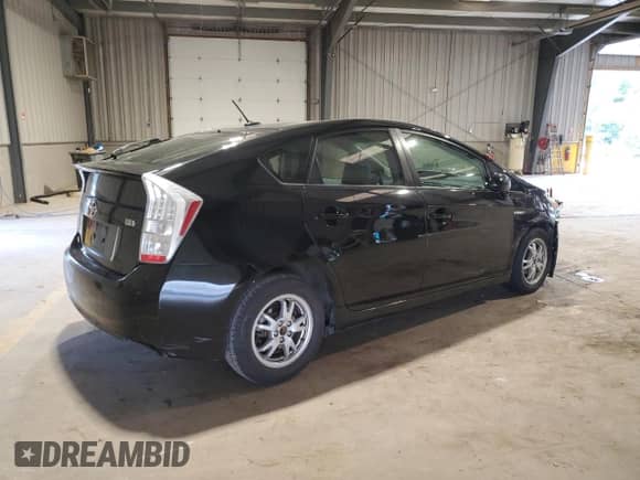 2010 Toyota Prius II with VIN JTDKN3DU8A0132045, listed as a Copart auction lot 70306915 with 221,519 mi miles and Salvage title. Bid and sale history available at DreamBid. Image 3.