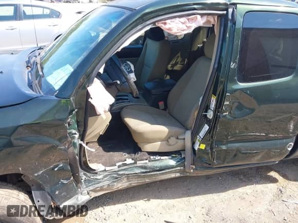 2012 Toyota Tacoma с VIN 5TFTX4CN2CX013352, выставлен на аукционе IAAI как лот 43052705 с пробегом 158 978 миль миль и . История ставок и продаж доступна на DreamBid. Изображение 6.