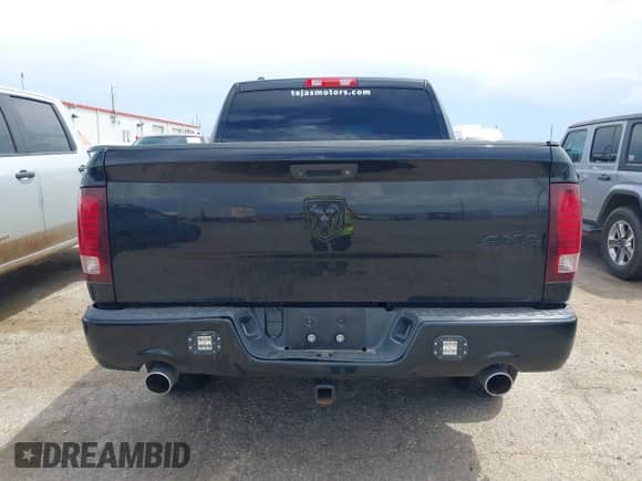 2014 Ram 1500 Express z VIN 1C6RR7KT2ES463239, wystawiony jako IAAI lot #42632774 z przebiegiem 116 419 mil mil oraz . Historia ofert i sprzedaży dostępna na DreamBid. Obrazek 16.