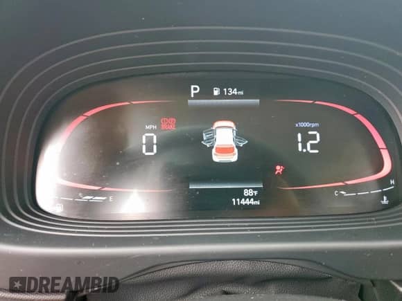 2024 Hyundai Venue SEL с VIN KMHRC8A34RU323586, выставлен на аукционе Copart как лот 69750915 с пробегом 11 444 миль миль и Списание • Salvage title. История ставок и продаж доступна на DreamBid. Изображение 9.