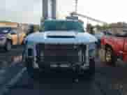 2023 Chevrolet Silverado 2500HD LT z VIN 1GC1YNEY3PF230387, wystawiony jako IAAI lot #43026796 z przebiegiem 66 576 mil mil oraz . Historia ofert i sprzedaży dostępna na DreamBid. Obrazek 13.