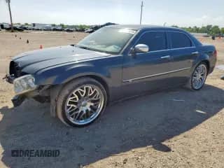 2008 Chrysler 300 C Hemi with VIN 2C3KA63H08H331148, listed as a Copart auction lot 66790615 with 72,999 mi miles and Salvage title. Bid and sale history available at DreamBid. Image 1.