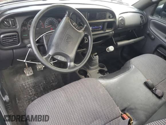 2001 Dodge 1500 Work Special with VIN 1B7HC16X31S724808, listed as a Copart auction lot 71476495 with 147,982 mi miles and Salvage title. Bid and sale history available at DreamBid. Image 8.