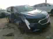 2019 Chevrolet Equinox LT z VIN 3GNAXTEV1KL320933, wystawiony jako Copart lot #81441575 z przebiegiem 15 736 mil mil oraz Czysty tytuł • Clean title. Historia ofert i sprzedaży dostępna na DreamBid. Obrazek 14.