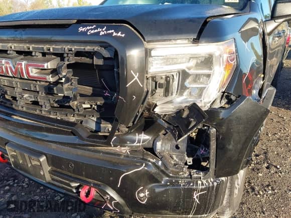 2020 GMC Sierra 1500 AT4 z VIN 1GTP9EED7LZ116440, wystawiony jako IAAI lot #43374469 z przebiegiem 63 184 mil mil oraz . Historia ofert i sprzedaży dostępna na DreamBid. Obrazek 6.