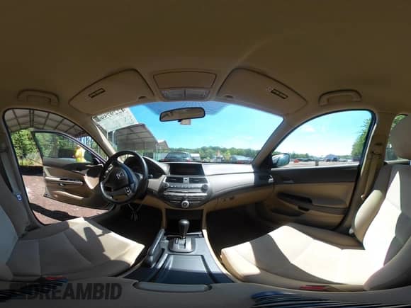 2010 Honda Accord LX z VIN 1HGCP2F31AA177725, wystawiony jako IAAI lot #42297599 z przebiegiem 46 435 mil mil oraz . Historia ofert i sprzedaży dostępna na DreamBid. Obrazek 24.