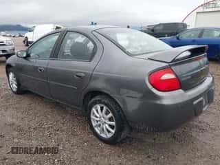 2004 Dodge Neon SXT z VIN 1B3ES56CX4D511892, wystawiony jako IAAI lot #41891299 z przebiegiem 77 604 mil mil oraz . Historia ofert i sprzedaży dostępna na DreamBid. Obrazek 3.