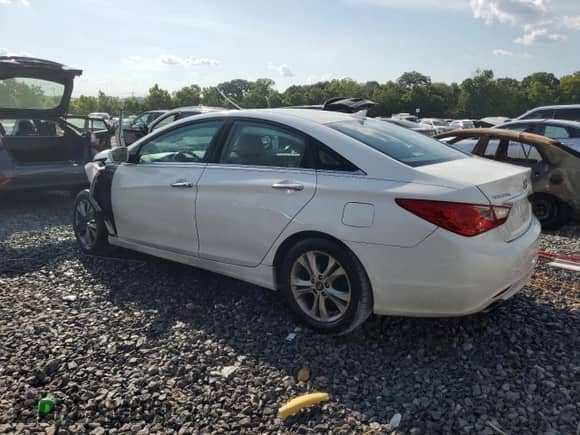 2011 Hyundai Sonata Limited с VIN 5NPEC4AB0BH303774, выставлен на аукционе Copart как лот 65797855 с пробегом 254 983 миль миль и Списание • Salvage title. История ставок и продаж доступна на DreamBid. Изображение 2.