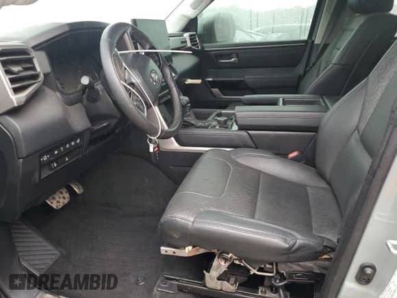 2023 Toyota Tundra Limited с VIN 5TFJA5DB6PX101006, выставлен на аукционе Copart как лот 90439305 с пробегом 10 342 миль миль и Списание • Salvage title. История ставок и продаж доступна на DreamBid. Изображение 7.