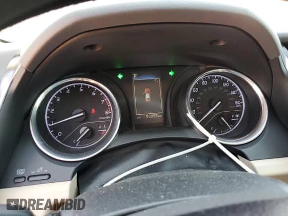 2019 Toyota Camry LE с VIN 4T1B11HK1KU820984, выставлен на аукционе Copart как лот 71323335 с пробегом 93 055 миль миль и Списание • Salvage title. История ставок и продаж доступна на DreamBid. Изображение 9.