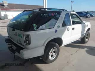 2003 Chevrolet Blazer Xtreme с VIN 1GNCS18X63K137572, выставлен на аукционе IAAI как лот 43511000 с пробегом 130 937 миль миль и . История ставок и продаж доступна на DreamBid. Изображение 4.