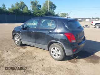 2018 Chevrolet Trax LS z VIN 3GNCJKSB9JL347259, wystawiony jako IAAI lot #43116960 z przebiegiem 186 183 mil mil oraz . Historia ofert i sprzedaży dostępna na DreamBid. Obrazek 3.