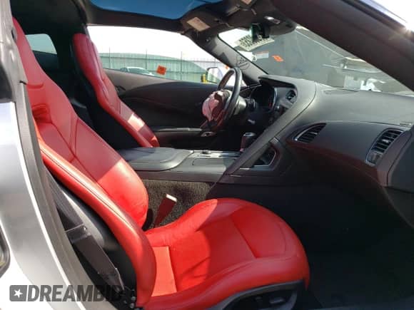 2015 Chevrolet Corvette 1LT with VIN 1G1YB2D77F5117062, listed as a Copart auction lot 59788353 with 67,679 mi miles and . Bid and sale history available at DreamBid. Image 10.