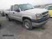 2004 Chevrolet Silverado 2500HD LS с VIN 1GCHK29284E326442, выставлен на аукционе IAAI как лот 41889171 с пробегом Не указан миль и . История ставок и продаж доступна на DreamBid. Изображение 1.