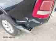 2019 Ram 1500 Laramie с VIN 1C6SRFJT3KN609963, выставлен на аукционе IAAI как лот 42317042 с пробегом 132 345 миль миль и . История ставок и продаж доступна на DreamBid. Изображение 18.