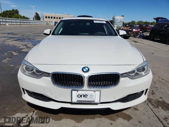 2015 BMW 3 Series 328i xDrive с VIN WBA3B3C54FJ984334, выставлен на аукционе Copart как лот 80187995 с пробегом 110 821 миль миль и Списание • Salvage title. История ставок и продаж доступна на DreamBid. Изображение 5.