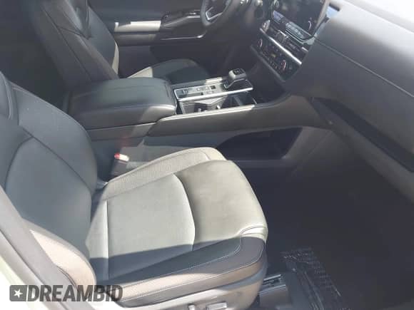 2024 Nissan Pathfinder SL with VIN 5N1DR3CB4RC263900, listed as a IAAI auction lot 42503314 with 10,140 mi miles and . Bid and sale history available at DreamBid. Image 5.