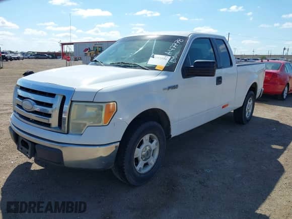 2009 Ford F-150 XLT с VIN 1FTRX12V89KA47778, выставлен на аукционе IAAI как лот 43353556 с пробегом 334 978 миль миль и . История ставок и продаж доступна на DreamBid. Изображение 2.