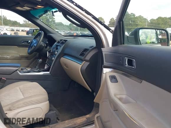 2011 Ford Explorer z VIN 1FMHK8B86BGA22959, wystawiony jako IAAI lot #43472254 z przebiegiem 250 634 mil mil oraz . Historia ofert i sprzedaży dostępna na DreamBid. Obrazek 5.