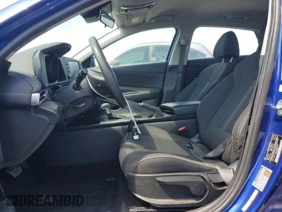 2021 Hyundai Elantra SE z VIN 5NPLL4AG7MH015448, wystawiony jako Copart lot #80642515 z przebiegiem 71 309 mil mil oraz Szkoda całkowita • Salvage title. Historia ofert i sprzedaży dostępna na DreamBid. Obrazek 7.