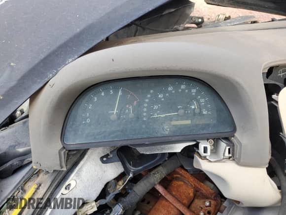 2004 Toyota Camry LE z VIN 4T1BF32K44U062244, wystawiony jako Copart lot #80319335 z przebiegiem Nie podano mil oraz Nie do naprawy • Non repairable. Historia ofert i sprzedaży dostępna na DreamBid. Obrazek 9.