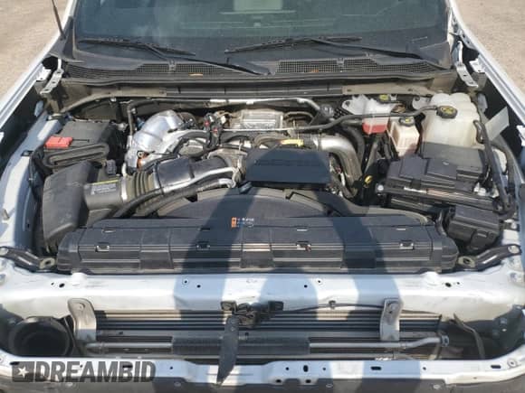 2022 Chevrolet Silverado 3500HD High Country с VIN 1GC4YVEY1NF207054, выставлен на аукционе Copart как лот 66297274 с пробегом Не указан миль и Списание • Salvage title. История ставок и продаж доступна на DreamBid. Изображение 11.