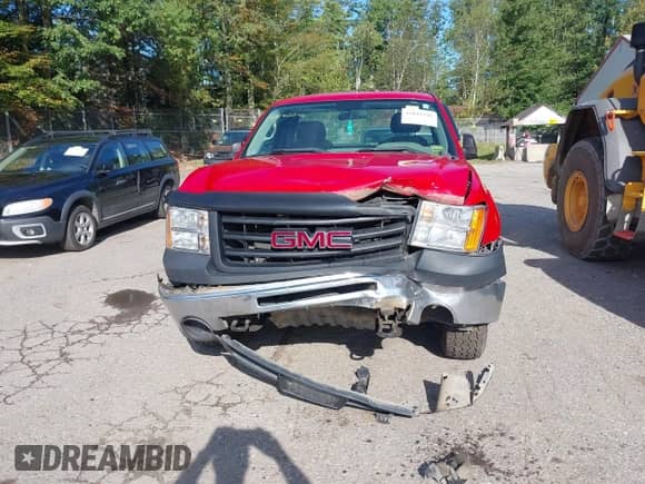 2013 GMC Sierra 1500 Work Truck z VIN 1GTN2TEX8DZ140497, wystawiony jako IAAI lot #43142246 z przebiegiem 178 636 mil mil oraz . Historia ofert i sprzedaży dostępna na DreamBid. Obrazek 12.