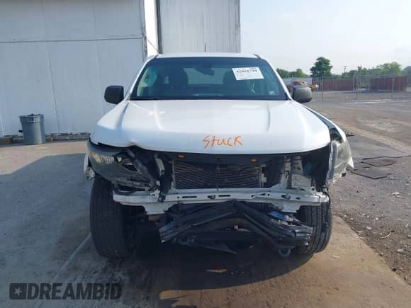 2016 Chevrolet Colorado 4WD WT with VIN 1GCGTBE36G1370264, listed as a IAAI auction lot 42851720 with 123,603 mi miles and . Bid and sale history available at DreamBid. Image 13.