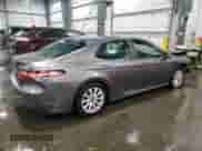 2018 Toyota Camry SE с VIN 4T1B11HK1JU639754, выставлен на аукционе Copart как лот 83947475 с пробегом 87 630 миль миль и Списание • Salvage title. История ставок и продаж доступна на DreamBid. Изображение 3.