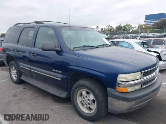 2002 Chevrolet Tahoe LS with VIN 1GNEC13T92R201832, listed as a IAAI auction lot 41896370 with 262,491 mi miles and . Bid and sale history available at DreamBid. Image 13.