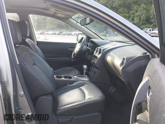 2010 Nissan Rogue SL z VIN JN8AS5MT1AW007168, wystawiony jako IAAI lot #42679741 z przebiegiem 60 153 mil mil oraz . Historia ofert i sprzedaży dostępna na DreamBid. Obrazek 5.