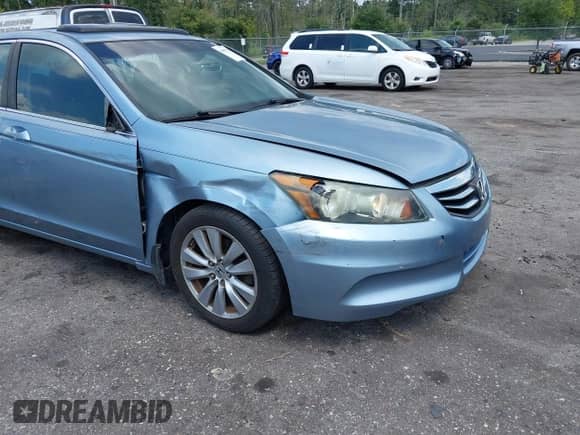 2011 Honda Accord EX-L with VIN 1HGCP2F87BA088061, listed as a IAAI auction lot 43099272 with 184,081 mi miles and . Bid and sale history available at DreamBid. Image 6.