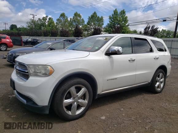 2013 Dodge Durango Citadel with VIN 1C4RDJEG1DC517755, listed as a Copart auction lot 64117045 with 232,312 mi miles and Salvage title. Bid and sale history available at DreamBid. Image 1.