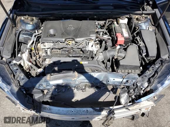 2020 Toyota Camry LE z VIN 4T1C11AK9LU874324, wystawiony jako Copart lot #80186235 z przebiegiem 154 948 mil mil oraz Nie do naprawy • Non repairable. Historia ofert i sprzedaży dostępna na DreamBid. Obrazek 11.