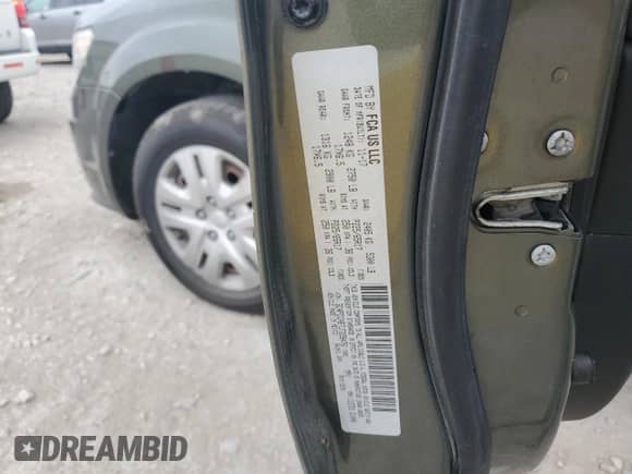 2018 Dodge Journey SE with VIN 3C4PDCAB7JT229476, listed as a Copart auction lot 86487225 with 148,312 mi miles and Clean title. Bid and sale history available at DreamBid. Image 12.