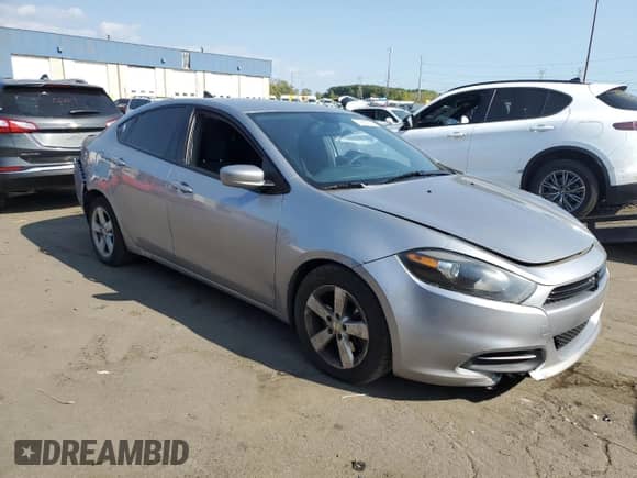 2016 Dodge Dart SXT z VIN 1C3CDFBA8GD720552, wystawiony jako Copart lot #71691275 z przebiegiem 165 385 mil mil oraz Czysty tytuł • Clean title. Historia ofert i sprzedaży dostępna na DreamBid. Obrazek 4.