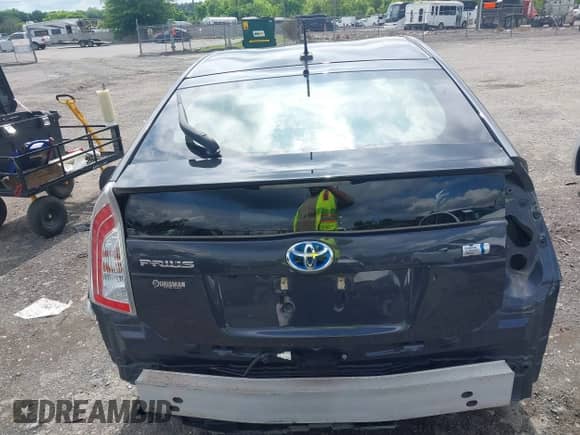 2014 Toyota Prius Four с VIN JTDKN3DUXE1816059, выставлен на аукционе IAAI как лот 42268497 с пробегом 78 825 миль миль и . История ставок и продаж доступна на DreamBid. Изображение 16.