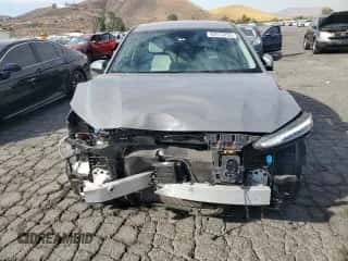 2023 Hyundai Kona SE z VIN KM8K23AG0PU178490, wystawiony jako Copart lot #82073255 z przebiegiem 39 221 mil mil oraz Szkoda całkowita • Salvage title. Historia ofert i sprzedaży dostępna na DreamBid. Obrazek 5.