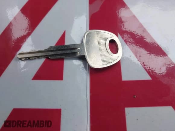 2007 Hyundai Tucson SE z VIN KM8JN72D77U568730, wystawiony jako IAAI lot #43466411 z przebiegiem 183 356 mil mil oraz . Historia ofert i sprzedaży dostępna na DreamBid. Obrazek 11.