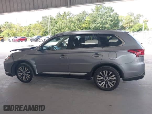2020 Mitsubishi Outlander SE z VIN JA4AD3A3XLZ004568, wystawiony jako IAAI lot #43226960 z przebiegiem 133 629 mil mil oraz . Historia ofert i sprzedaży dostępna na DreamBid. Obrazek 15.