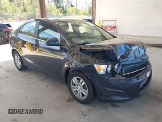 2016 Chevrolet Sonic LT с VIN 1G1JC5SH4G4132492, выставлен на аукционе IAAI как лот 43030136 с пробегом 121 146 миль миль и . История ставок и продаж доступна на DreamBid. Изображение 1.
