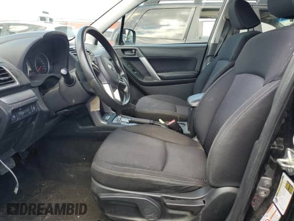 2018 Subaru Forester z VIN JF2SJEBC2JH410734, wystawiony jako Copart lot #66080675 z przebiegiem 192 824 mil mil oraz Nie do naprawy • Non repairable. Historia ofert i sprzedaży dostępna na DreamBid. Obrazek 7.