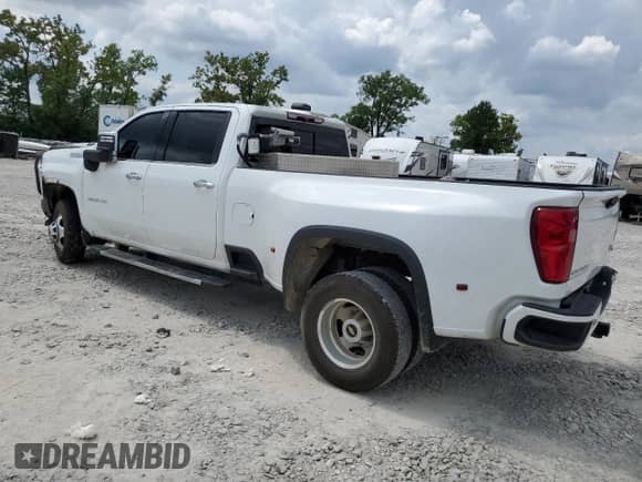 2022 Chevrolet Silverado 3500HD High Country с VIN 1GC4YVEY3NF128145, выставлен на аукционе Copart как лот 65826474 с пробегом 73 380 миль миль и Списание • Salvage title. История ставок и продаж доступна на DreamBid. Изображение 2.