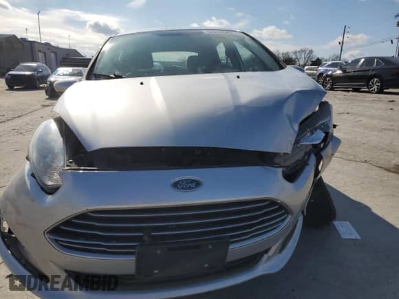 2018 Ford Fiesta S with VIN 3FADP4TJ6JM145203, listed as a Copart auction lot 42028545 with 105,509 mi miles and Salvage title. Bid and sale history available at DreamBid. Image 5.