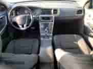 2015 Volvo S60 с VIN YV126MFA2F2310320, выставлен на аукционе Copart как лот 46932005 с пробегом 103 247 миль миль и Чистый • Clean title. История ставок и продаж доступна на DreamBid. Изображение 8.