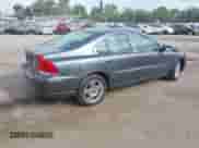 2007 Volvo S60 2.5L Turbo с VIN YV1RS592072616597, выставлен на аукционе IAAI как лот 42969619 с пробегом 140 919 миль миль и . История ставок и продаж доступна на DreamBid. Изображение 4.